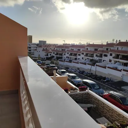 Comfortable Cristianos. Free Wifi. Apartament Arona (Tenerife)