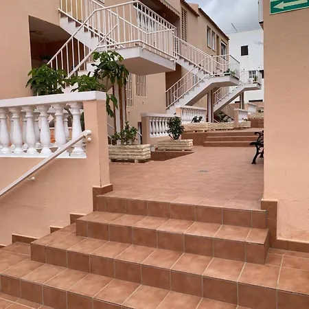 Comfortable Cristianos. Free Wifi. Appartamento