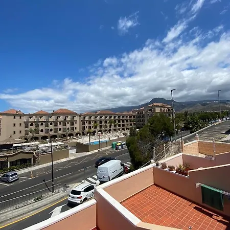 Comfortable Cristianos. Free Wifi. Apartament